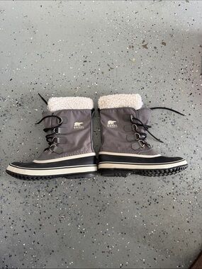 Sorel Gray and Black Winter Lace-Up Boots with Sherpa Cuff